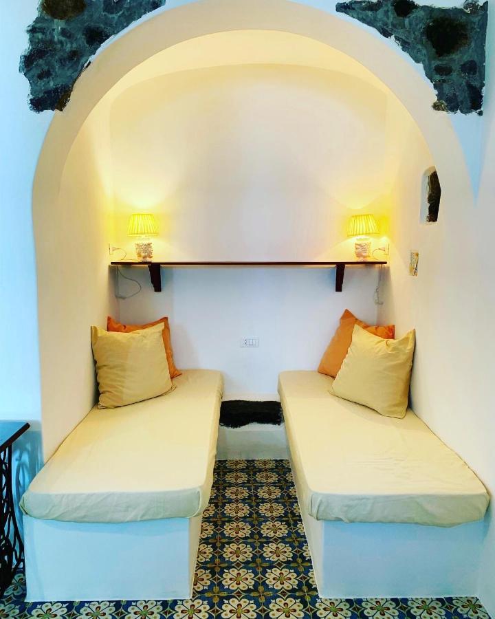 Antica Dimora Santa Marina Salina Bed & Breakfast Екстериор снимка